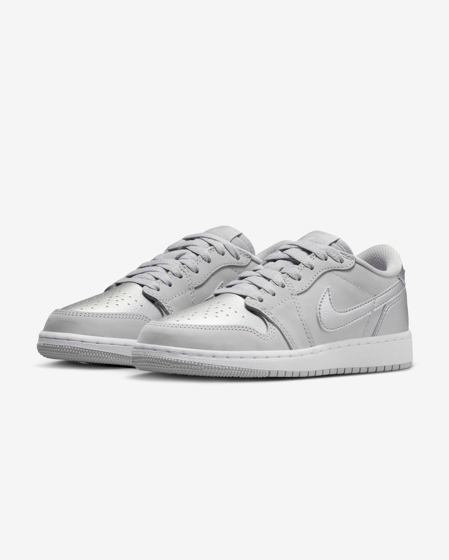 AIR JORDAN 1 RETRO LOW OG -  "METALLIC SILVER"