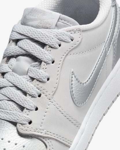 AIR JORDAN 1 RETRO LOW OG -  "METALLIC SILVER"