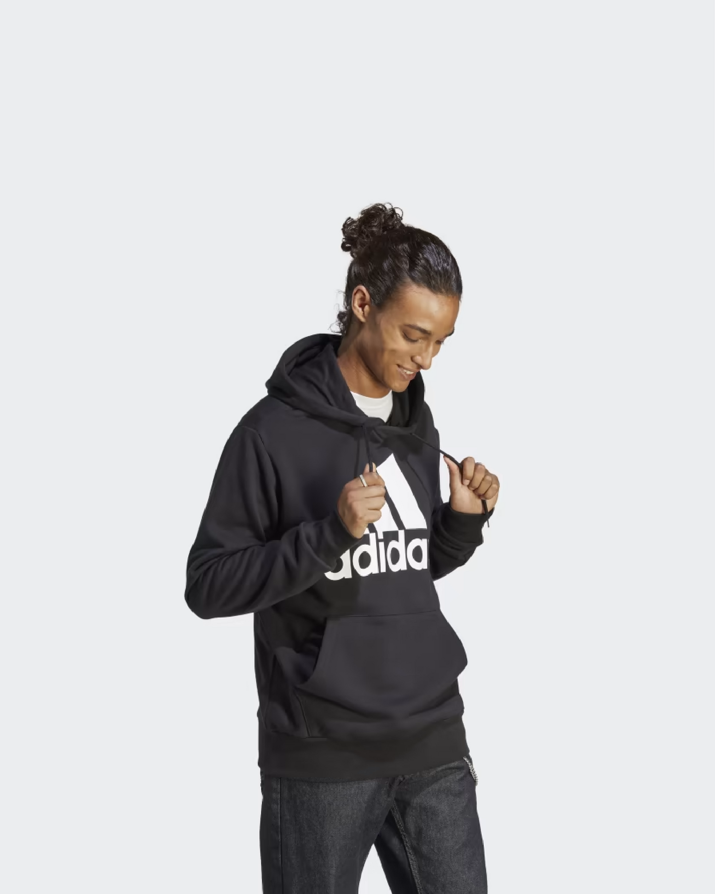 M ESSENTIAL LOGO  HOODIE