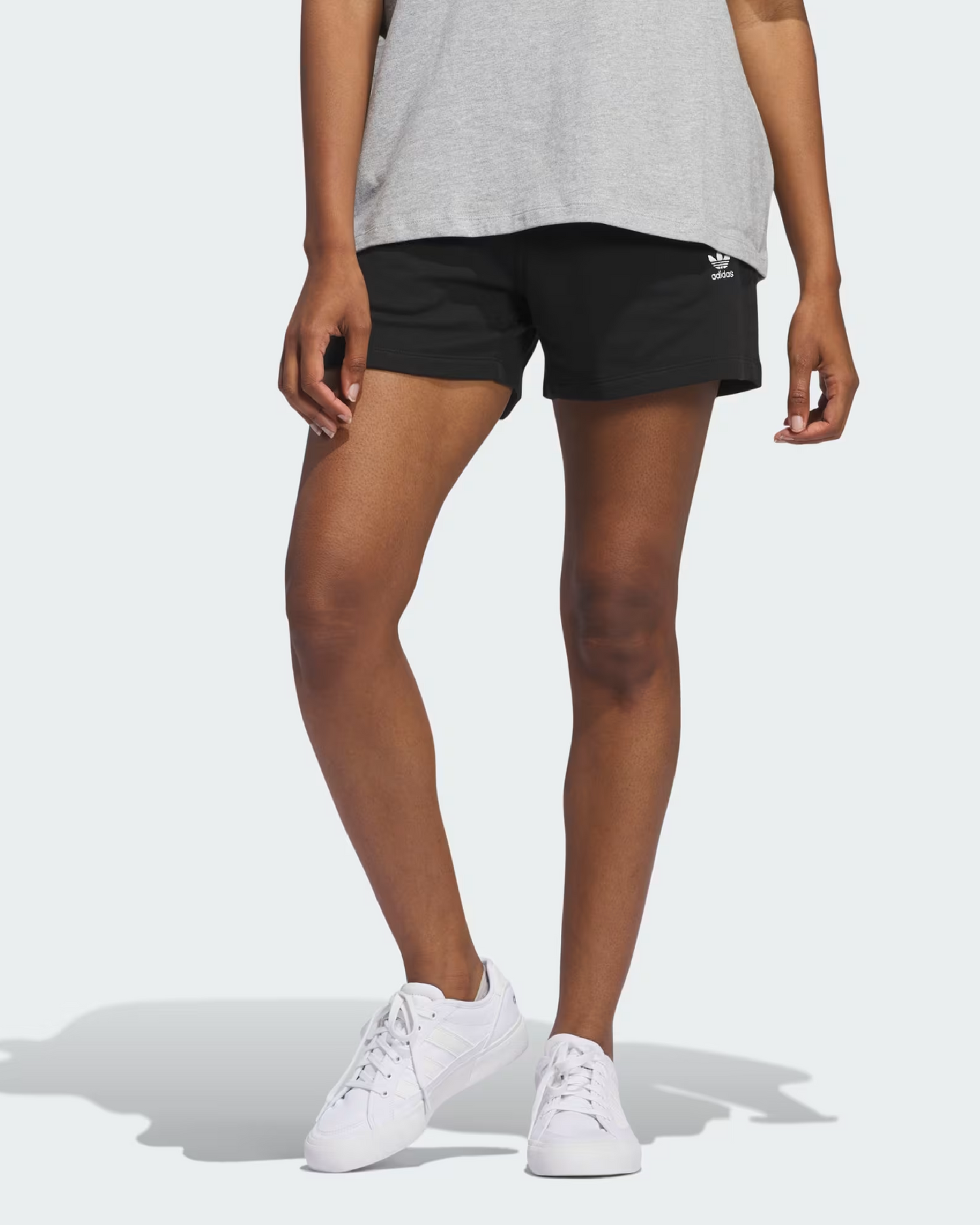 IY7343 - ADIDAS SHORTS ESSENTIALS