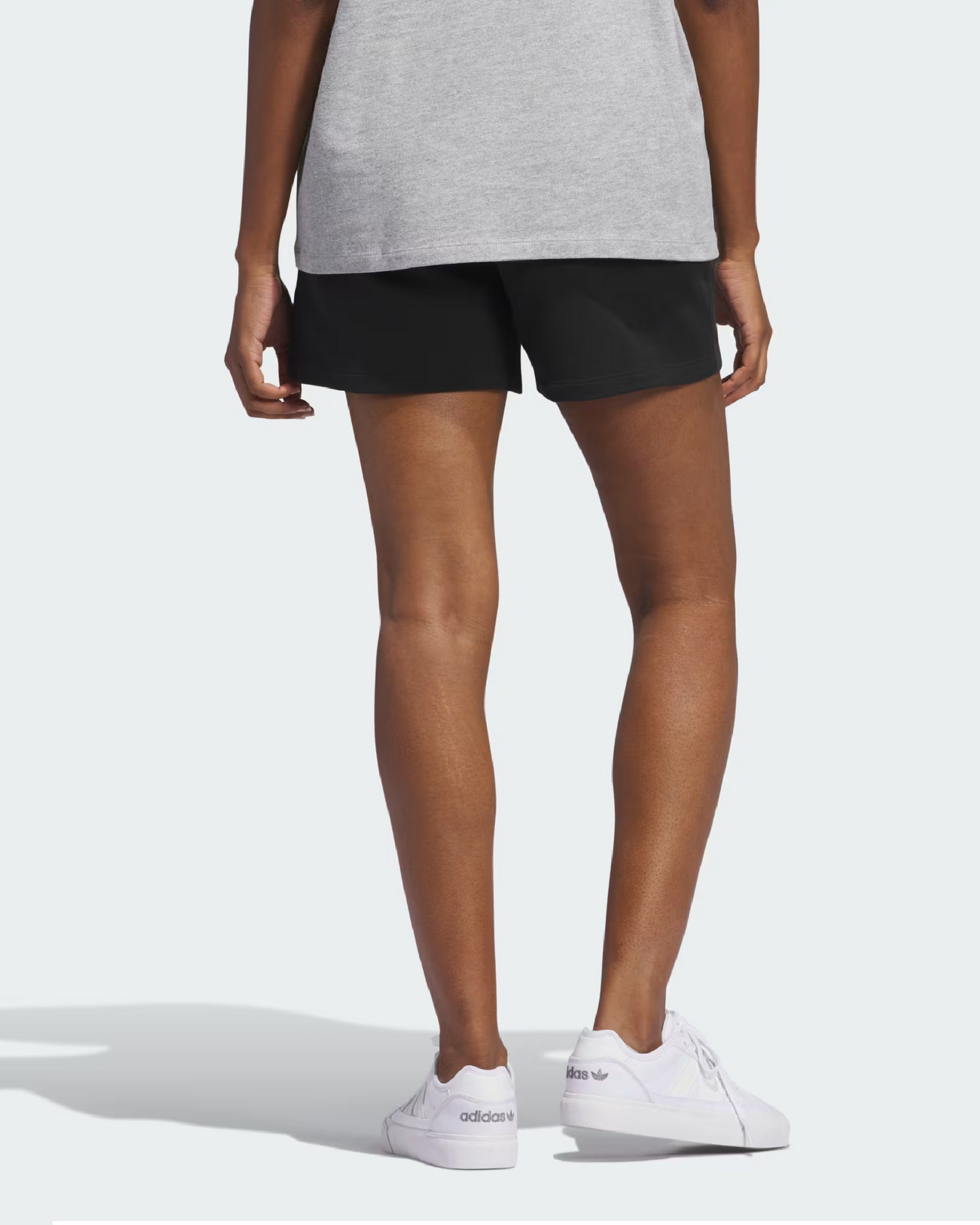 IY7343 - ADIDAS SHORTS ESSENTIALS