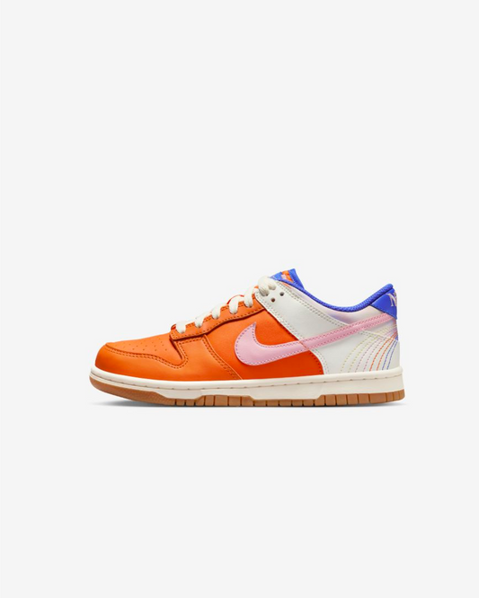 NIKE DUNK LOW SE (GS) - SAFETY ORANGE