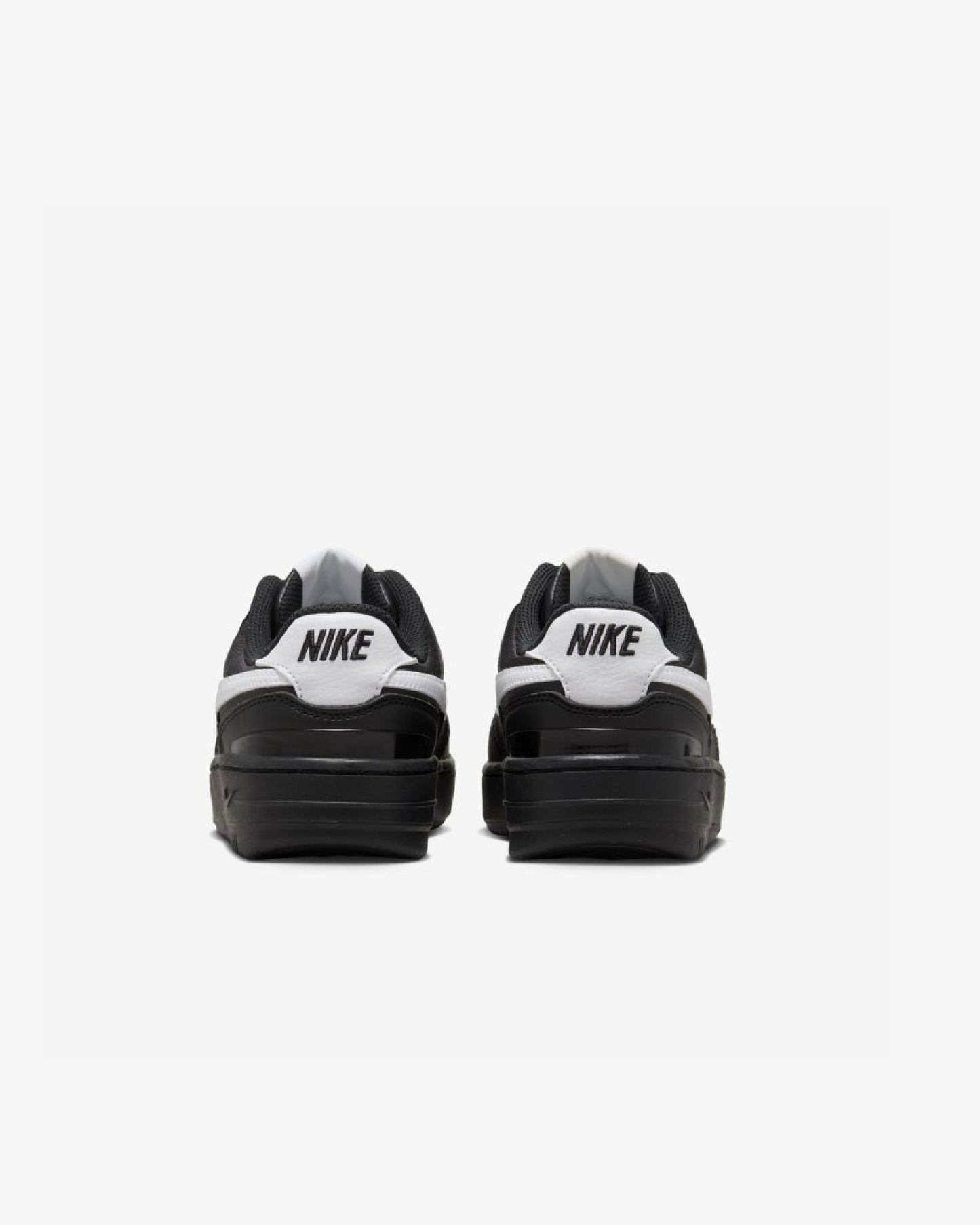 NIKE GAMMA FORCE - BLACK WHITE