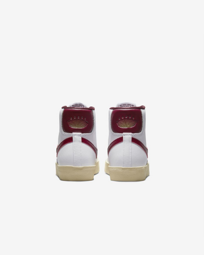 NIKE W BLAZER MID '77 SE - WHITE TEAM RED